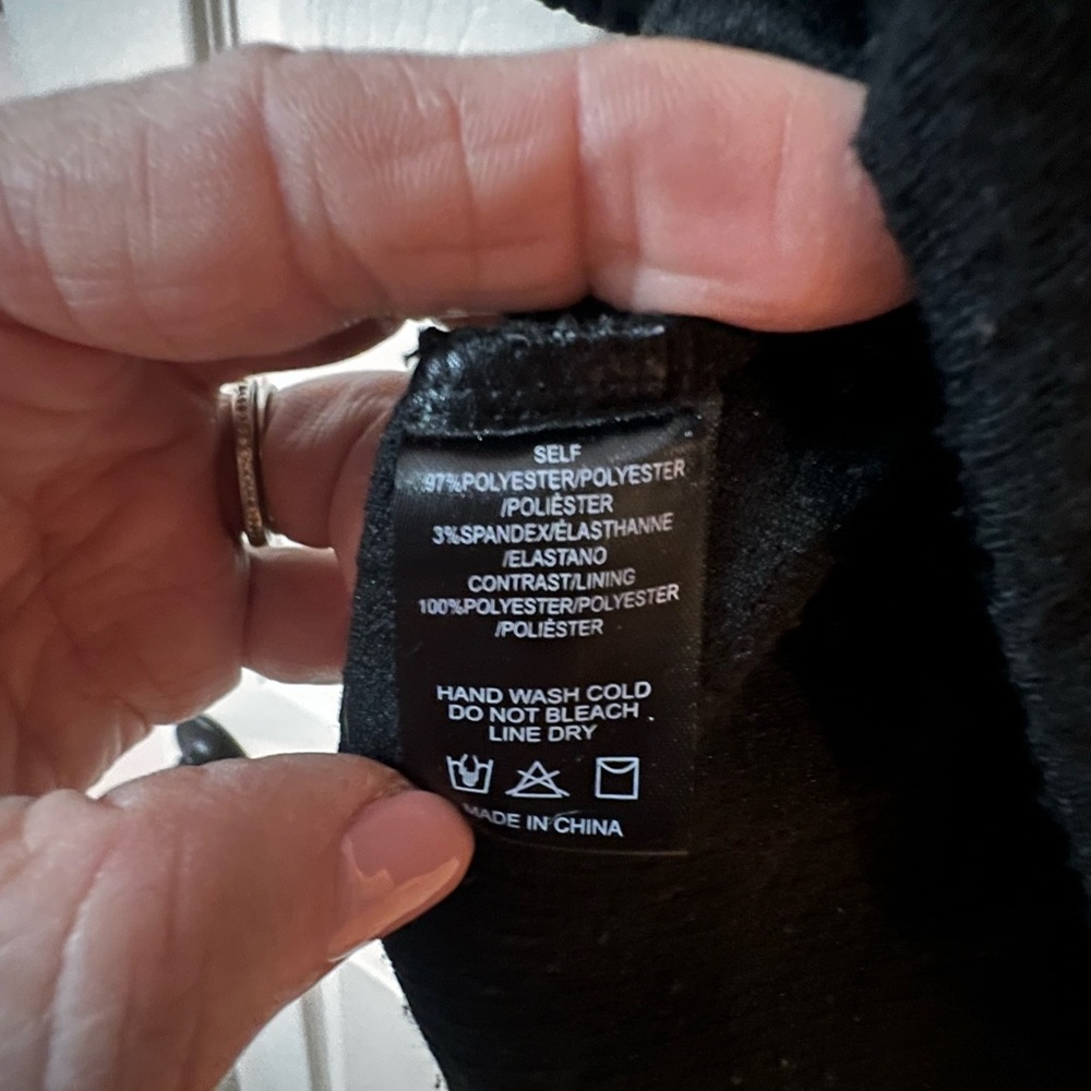 Sweater - Picture 6 of 6